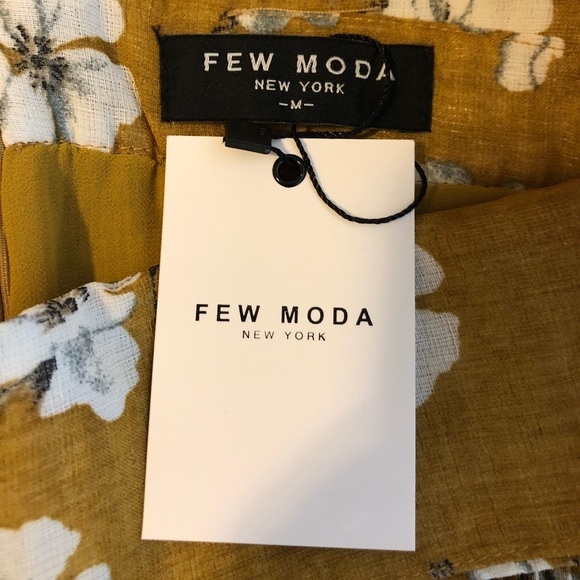 Few Moda Floral Flared Overalls - Picture 2 of 6